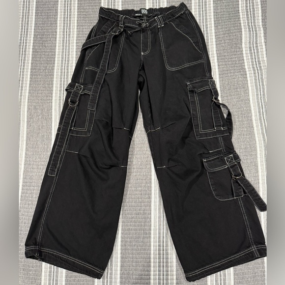 BDG Black Baggy Cargo Pants with White Stitching - Picture 1 of 3